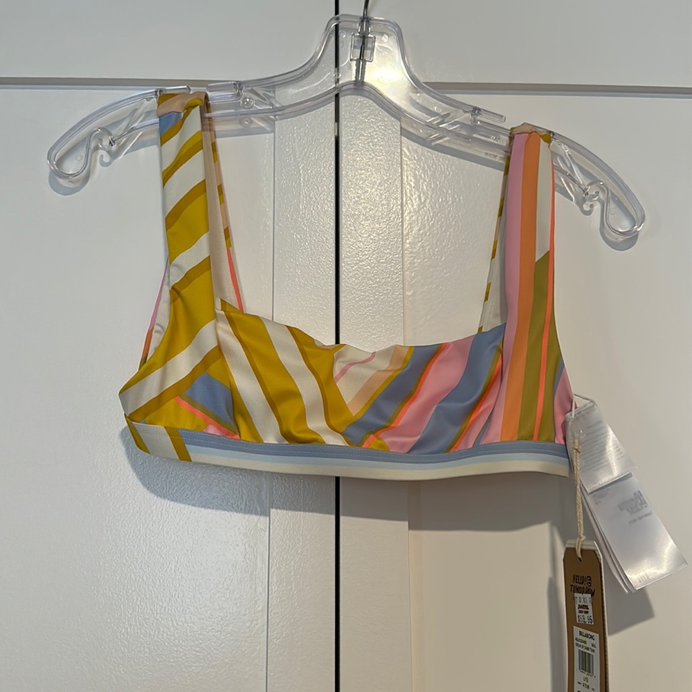 Women’s billabong bathing suit top